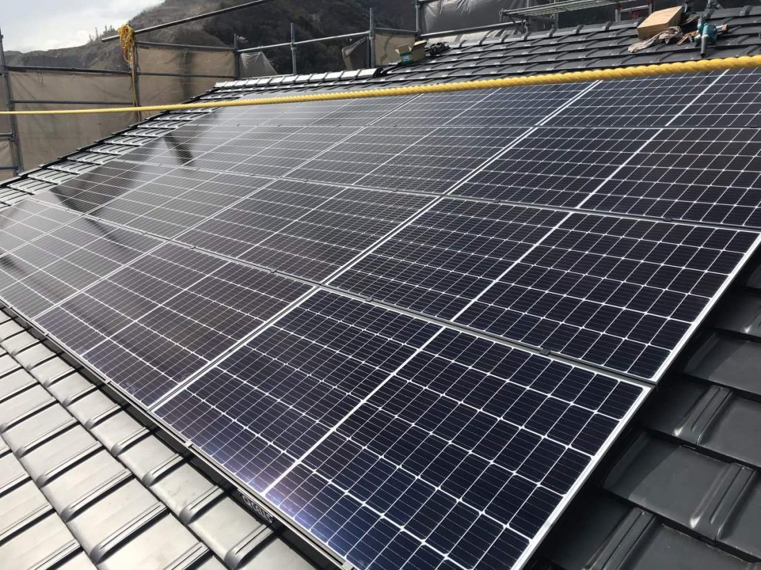 Qセルズ　太陽光発電システム5.28ｋｗ設置工事　クリーンエネルギーで環境に優しい暮らしを