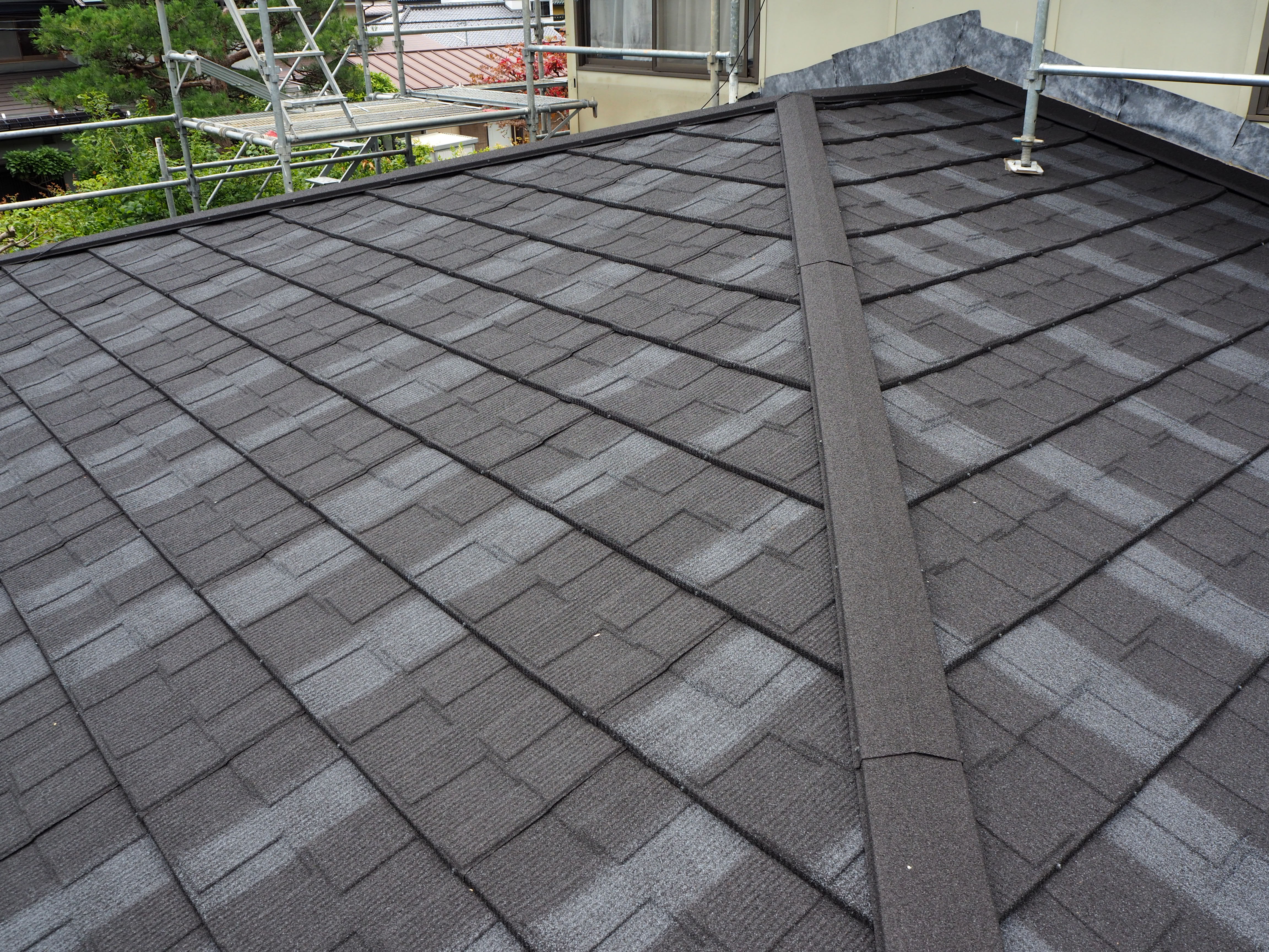 長野県長野市で屋根リフォーム　カバー工法で短期間でお得に　雨漏り対策