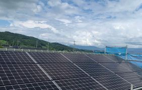 太陽光発電システム設置　増えてます