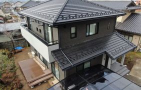 長野県千曲市の新築住宅の瓦屋根工事をさせていただきました！