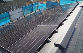 太陽光発電システム5.28kw設置　自家消費することで電気代削減！