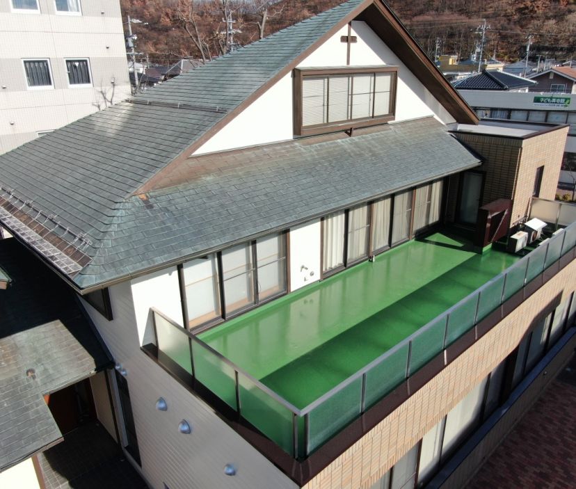 長野県千曲市の歯科医院　外装塗装リフォーム　防水 写真