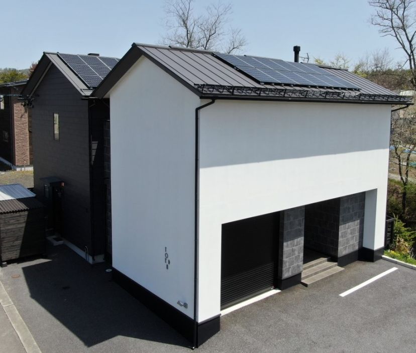 軽井沢町のフレンチレストランに太陽光発電システム・蓄電池設置【長野県共同購入事業】 写真